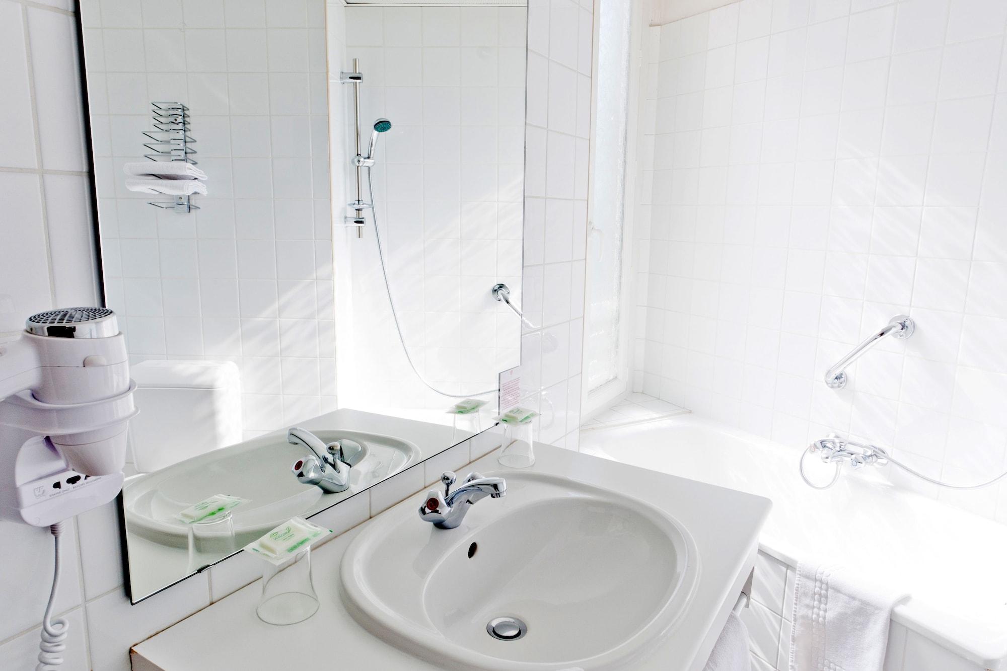 Continental Hotel Lourdes